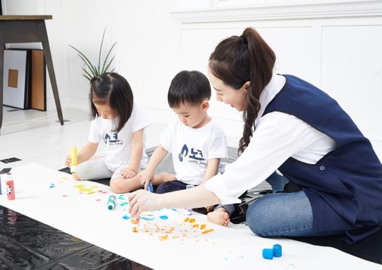 4주ㅣ노래하는 크레용 이미지