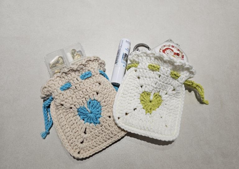 3회│DIY 손뜨개 하트 미니 파우치 만들기 이미지