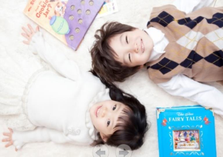 아트 동화 놀이터 이미지